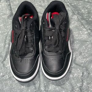 Reebok x Heelys CL Court Low Black White Red Size Youth 1